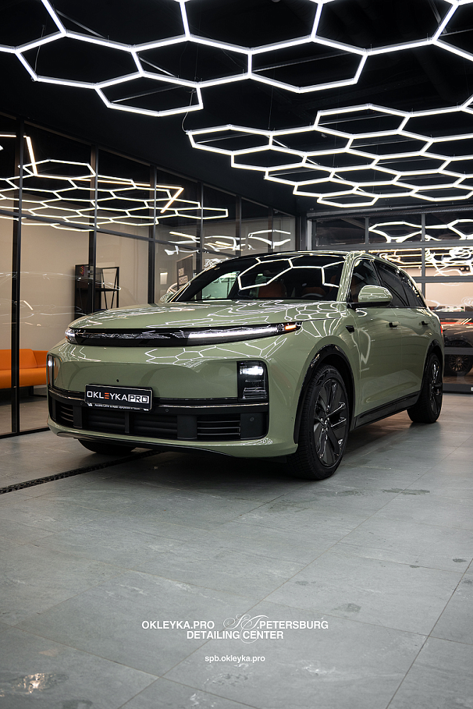 LiXiang L7 — оклейка в цветной полиуретан